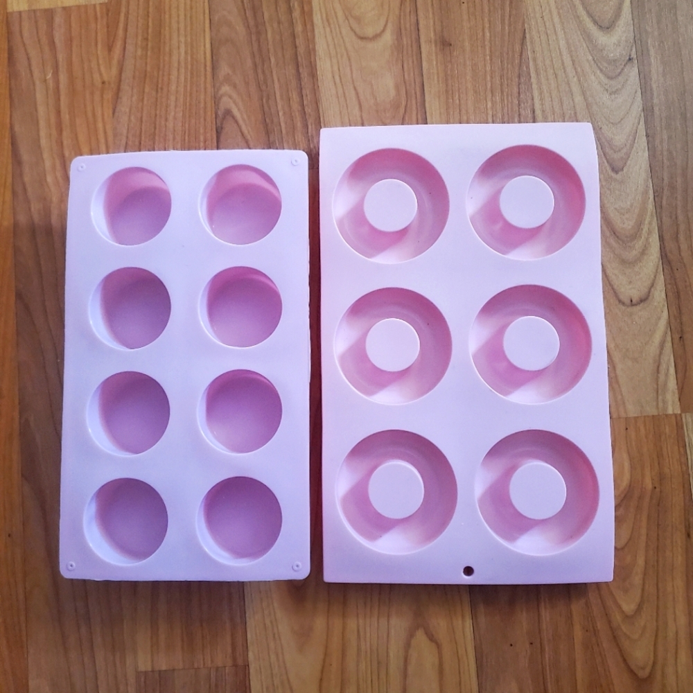 Molding trays set